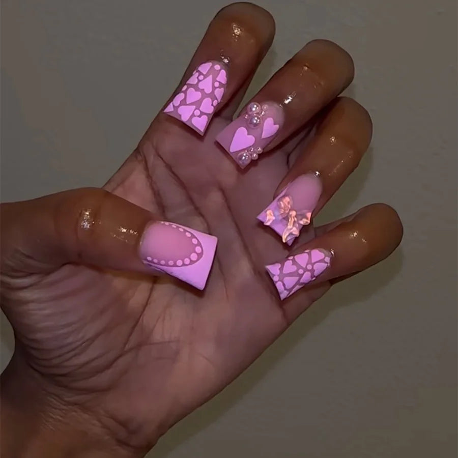 Duckbill  Pink Leopard print Nails