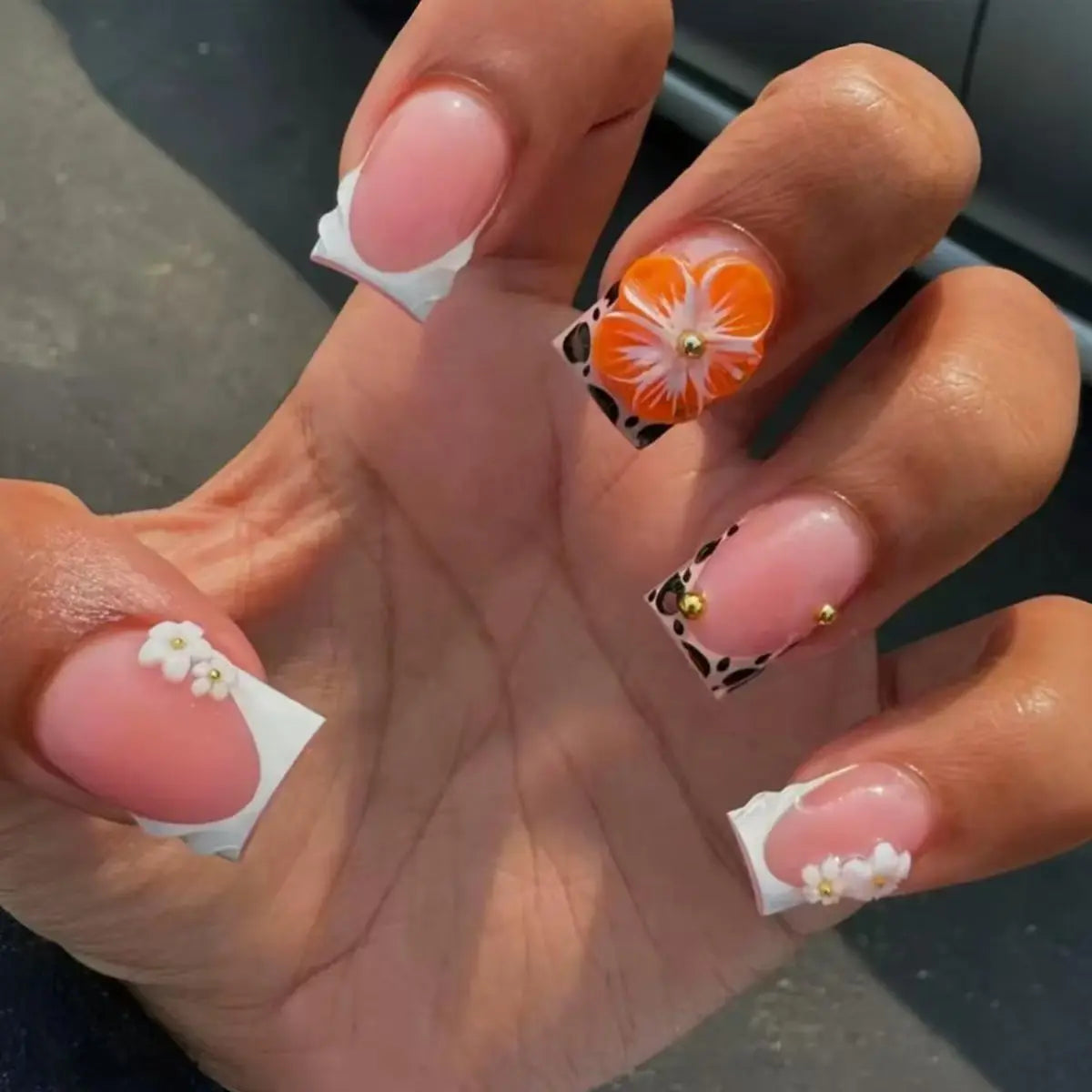 24pcs Flower Press on Nails Pink  Leopard Print French False Nails with Rhinestone Ballet Manicure